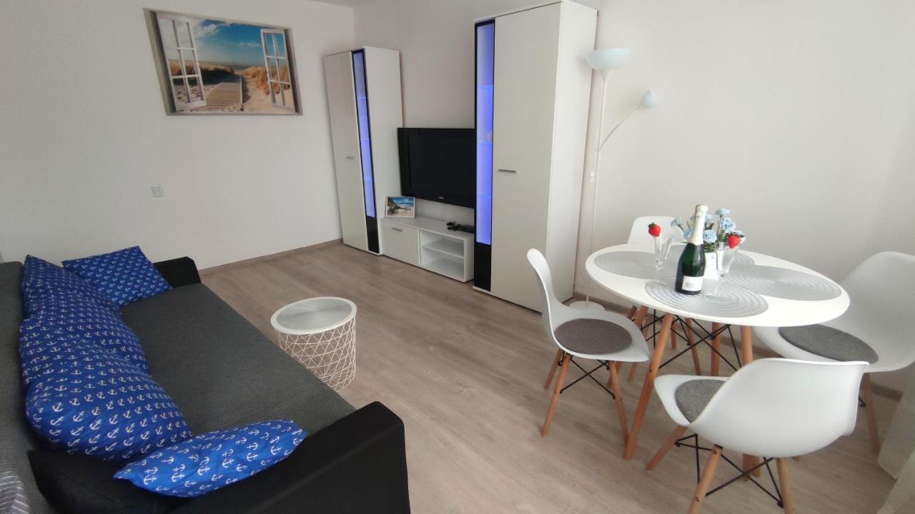Apartament Sunwave Wladyslawowo Exterior photo